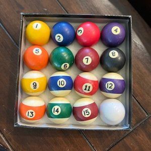 VINTAGE BILLIARD POOL BALL SET ORIGINAL BOX EUC